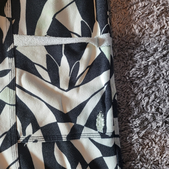 FP Movement - This Feeling Printed Joggers size XS. - Picture 5 of 11